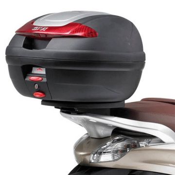 GIVI E349 SPECIFIC PLATE FOR PIAGGIO BEVERLY 125 - 300 (10+)